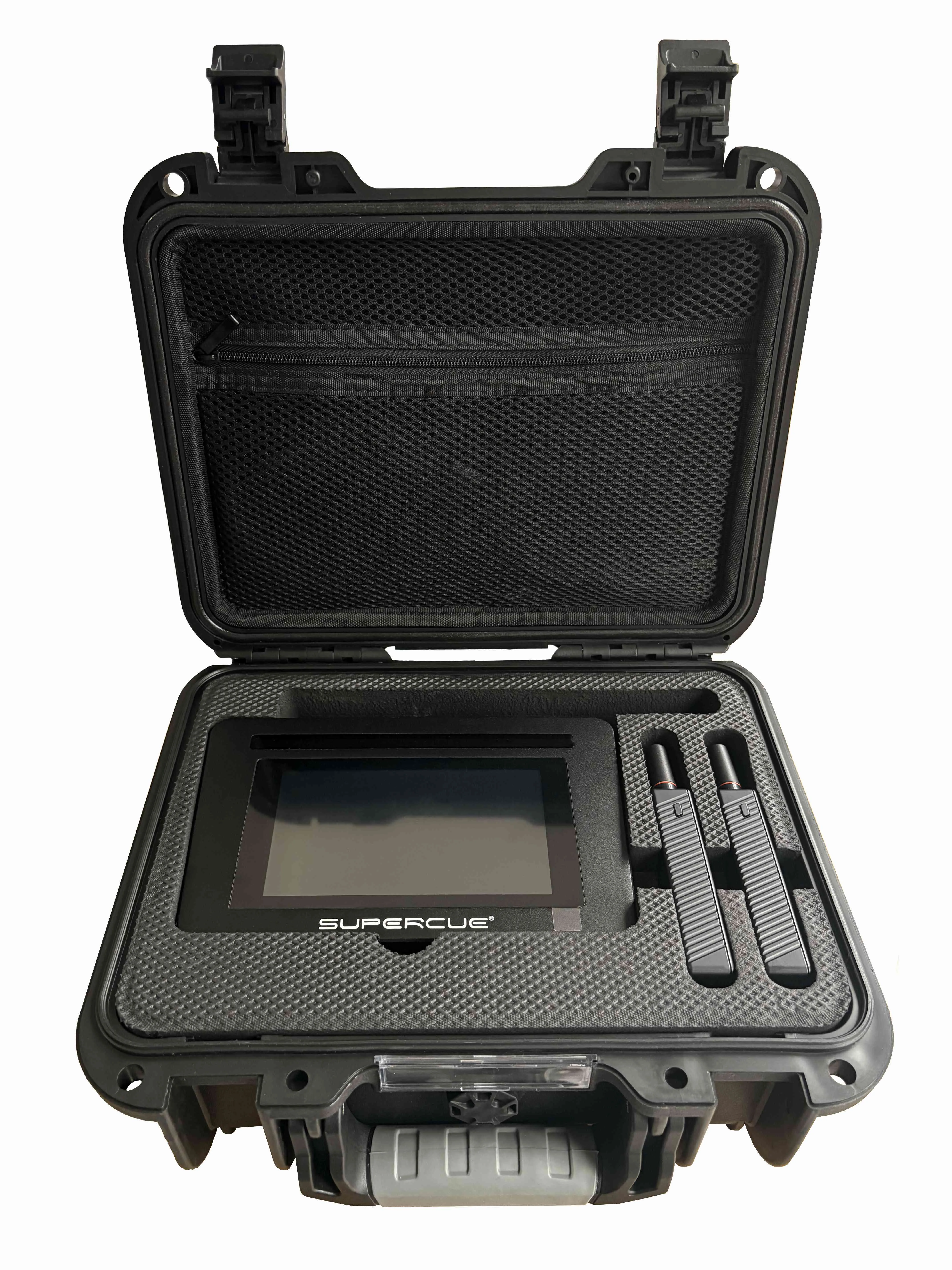 SuperCue Quad 正面图